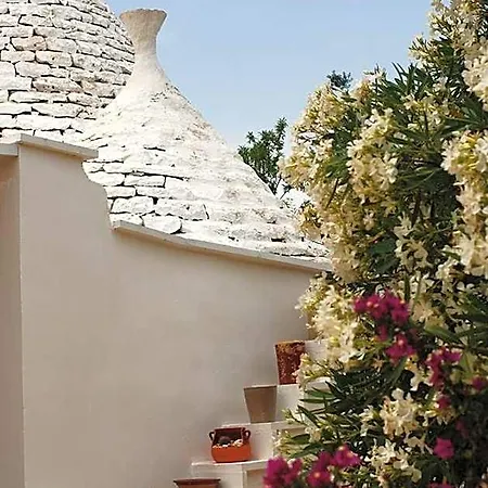 Alojamento de Acomodação e Pequeno-almoço Fikus - The Apulian 3*